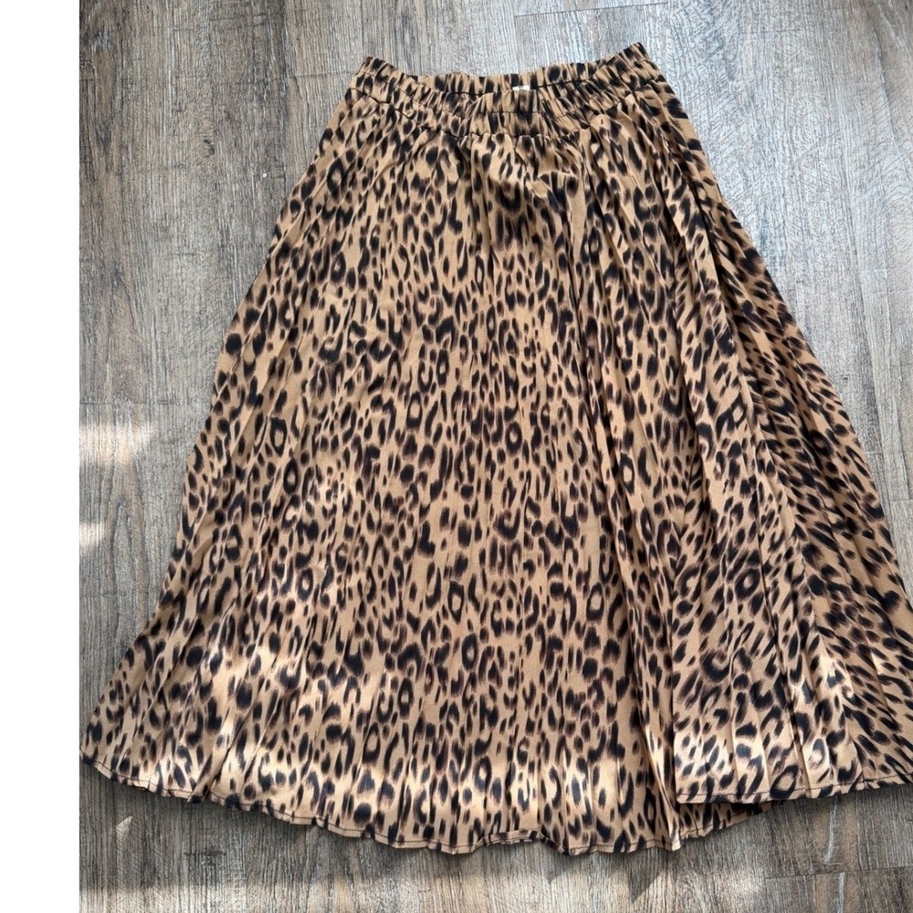 Chartou Leopard Print Pleated Midi Skirt Small Brown Tan Animal Print A-Line